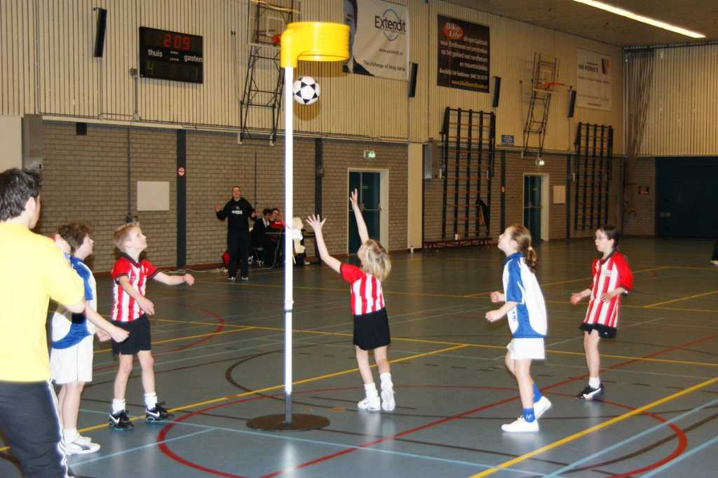 Korfbal E2 6 maart 2010-7.JPG